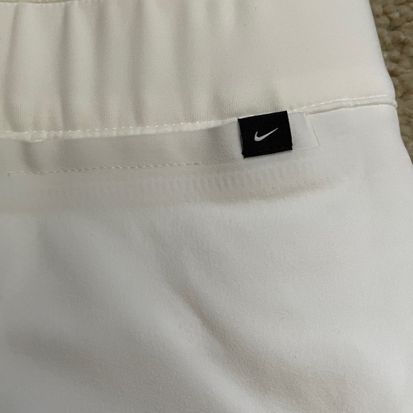 Nike Dri-FIT UV Ace Golf Skort (275) - Picture 9 of 16